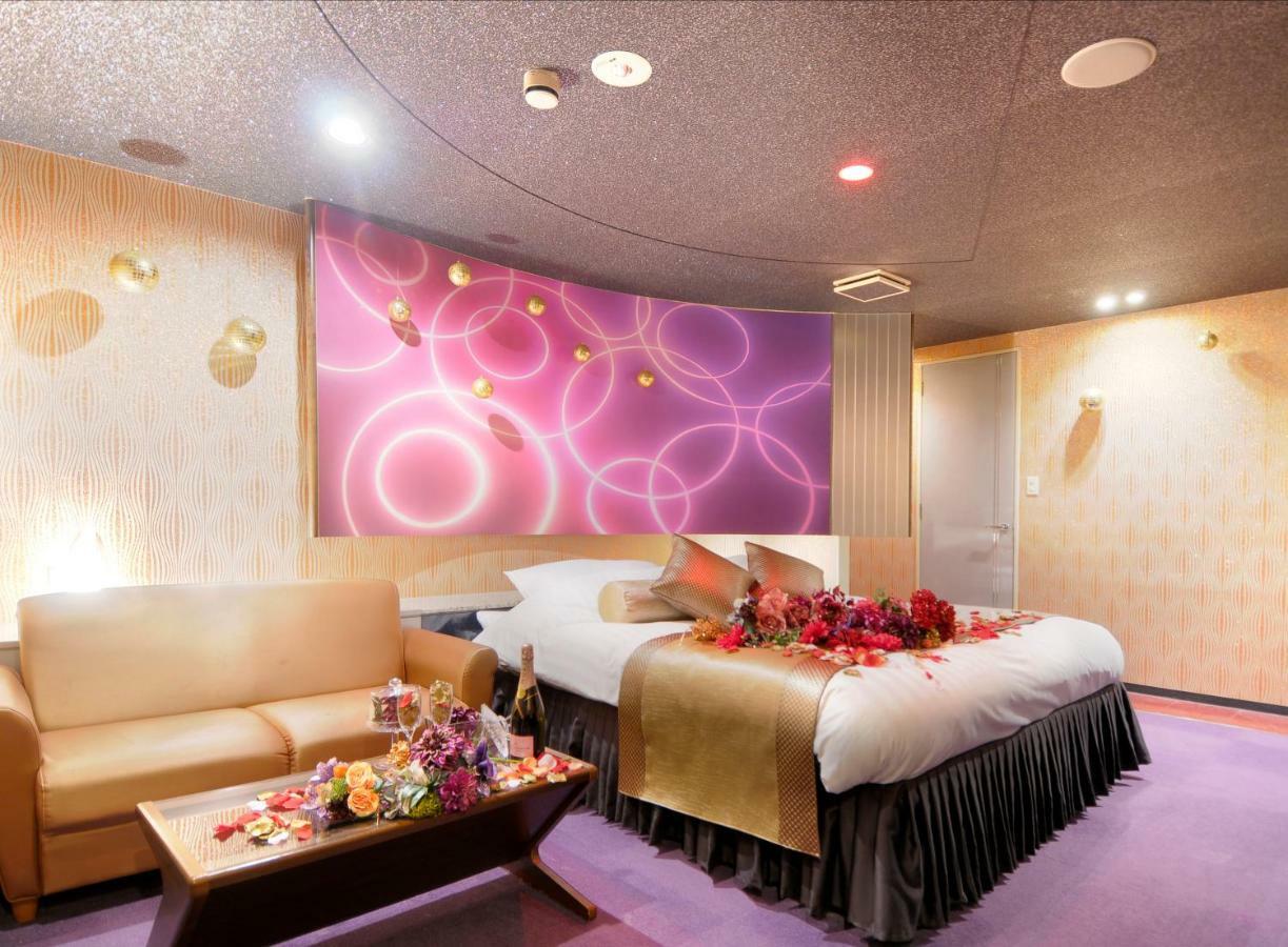 Hotel Love Ikutama -Adult Only Oszaka Kültér fotó