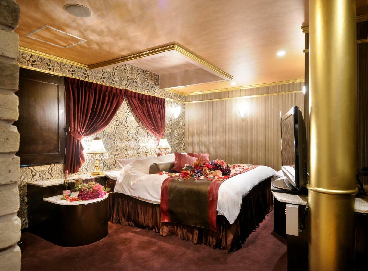 Hotel Love Ikutama -Adult Only Oszaka Kültér fotó